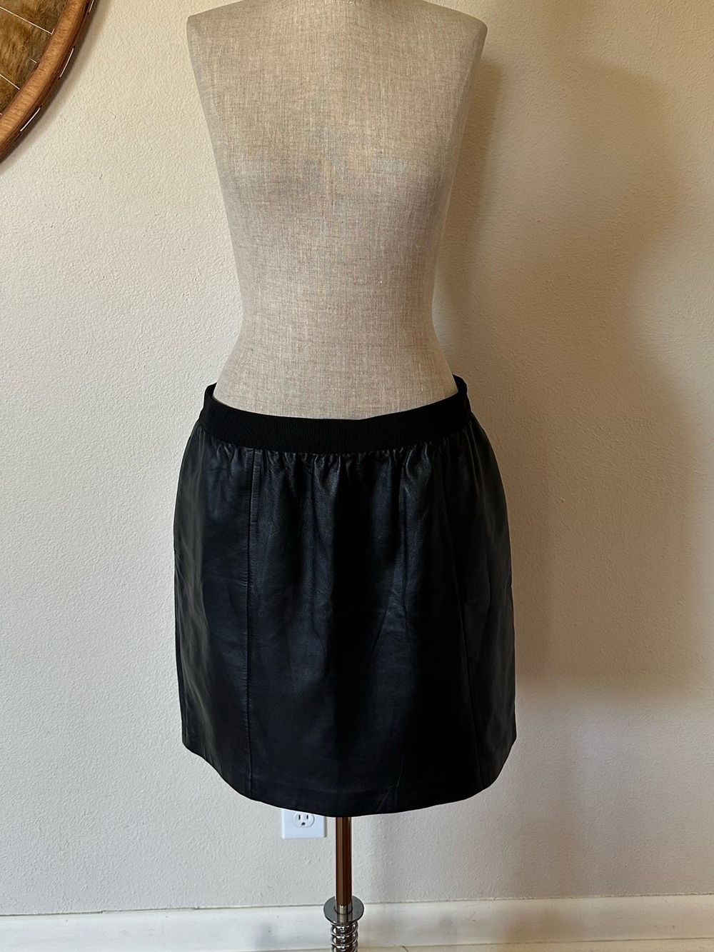 Ann Taylor Loft Black Leather Skirt Straight Pencil Womens 6 Pockets - Picture 6 of 10